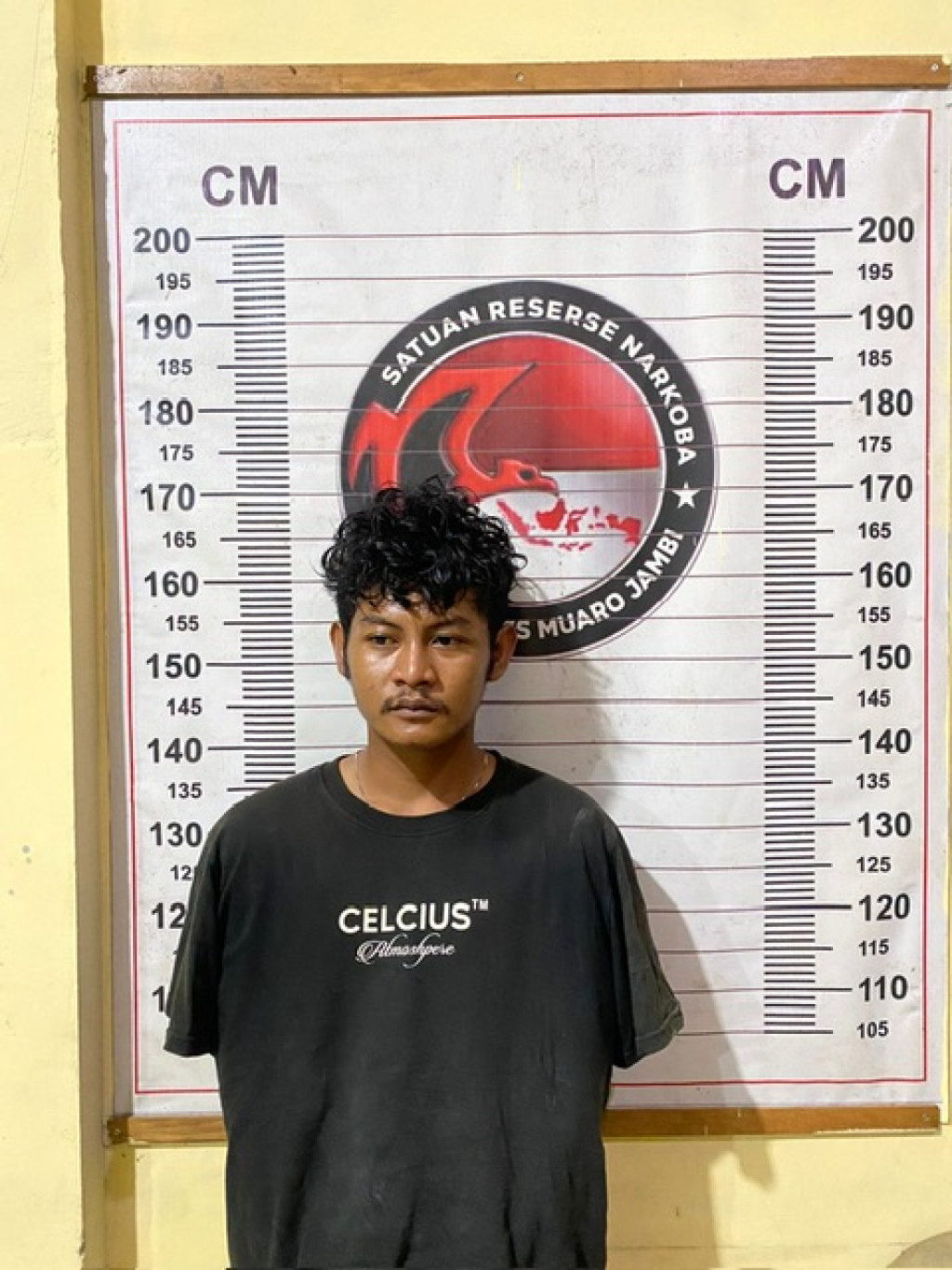 Grebek  Mess di Unit 1 Sungai Bahar, Polres Muaro Jambi Amankan 1,4 KG Ganja