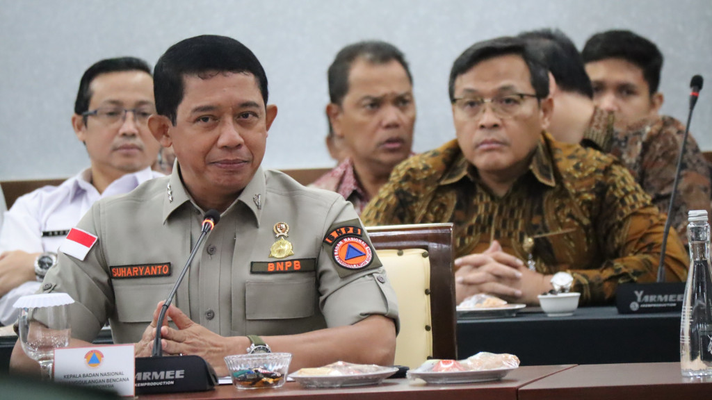 Hadiri HUT ke-54 Basarnas, Kepala BNPB Apresiasi Kinerja Operasi SAR yang Membanggakan