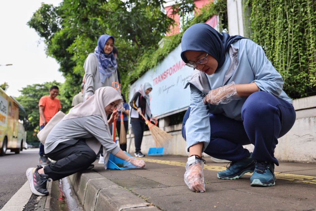 Jumat Aksi PANRB ASRI, Dorong ASN Terapkan Budaya Kerja Sehat dan Ramah Lingkungan