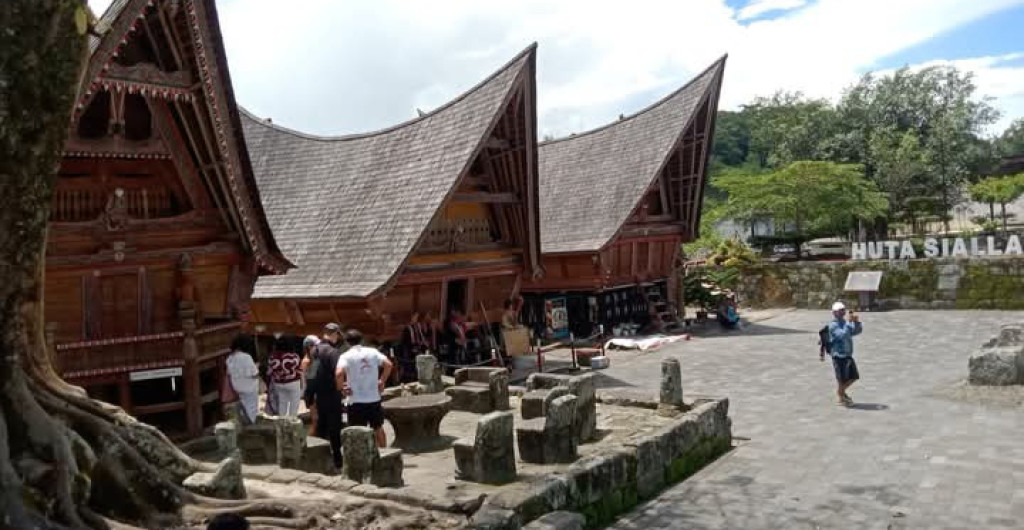 Mampukan Desa di Kabupaten Samosir Raih Penghargaan  Desa Budaya Tingkat Nasional