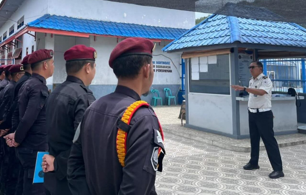 Perkuat Keamanan, Kepala KPLP Lembaga Pemasyarakatan Kelas IIB Padangsidimpuan Pimpin Langsung Apel Serah Terima Jaga