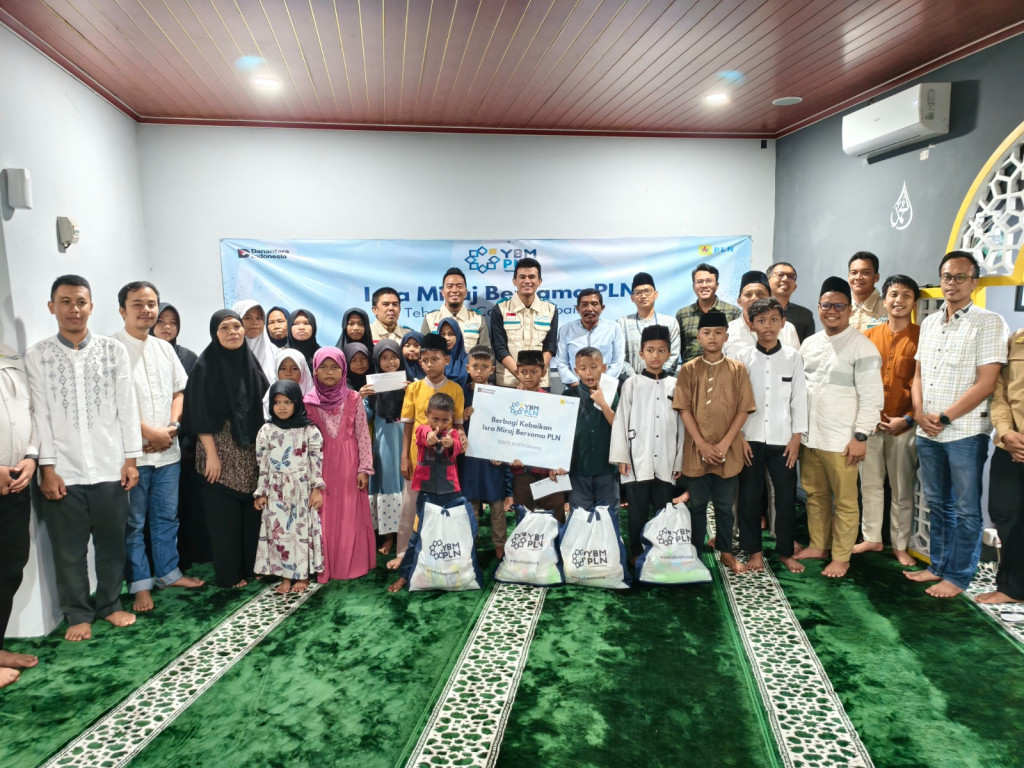PLN Cikarang Rayakan Isra Mi’raj dengan Santunan untuk Anak Yatim dan Dhuafa