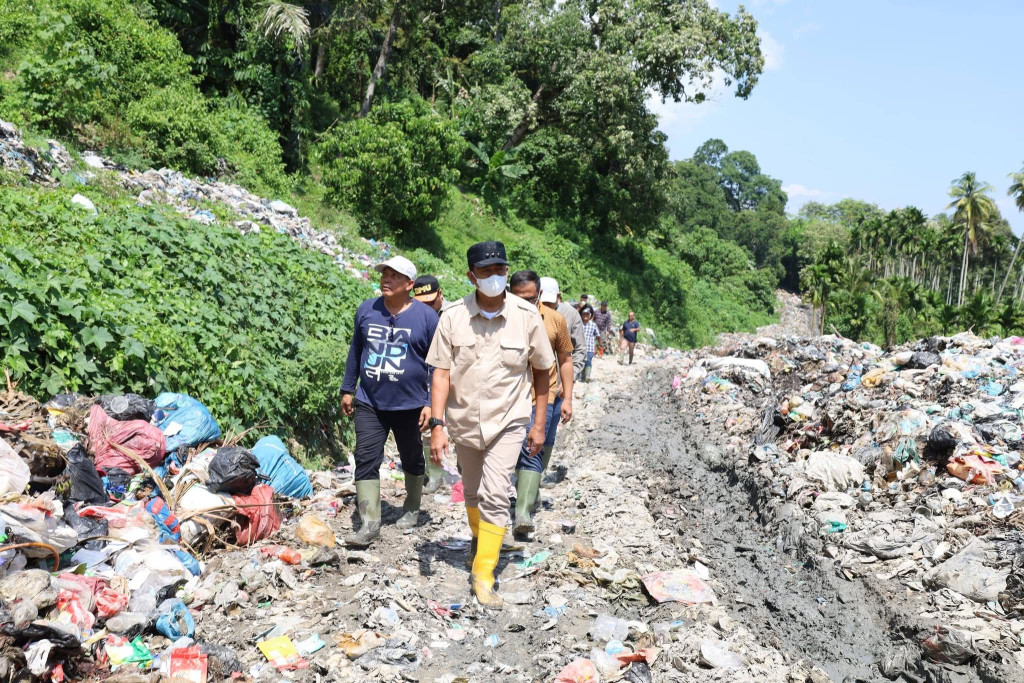 Respons Keluhan Warga, Bupati Madina Kenalkan Bank Sampah