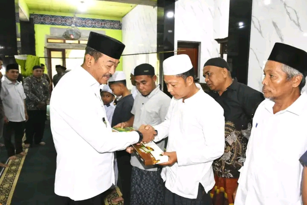 Safari Jumat Ramadhan Pemkab Madina di Desa Sirangkap, Warga Keluhkan Infrastruktur