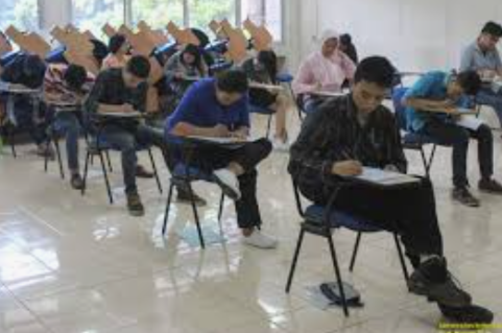 Sarjana Tapi Kerja Tak Sesuai Jurusan, 9 Lulusan IPS Ini Paling Rentan Menganggur Terselubung