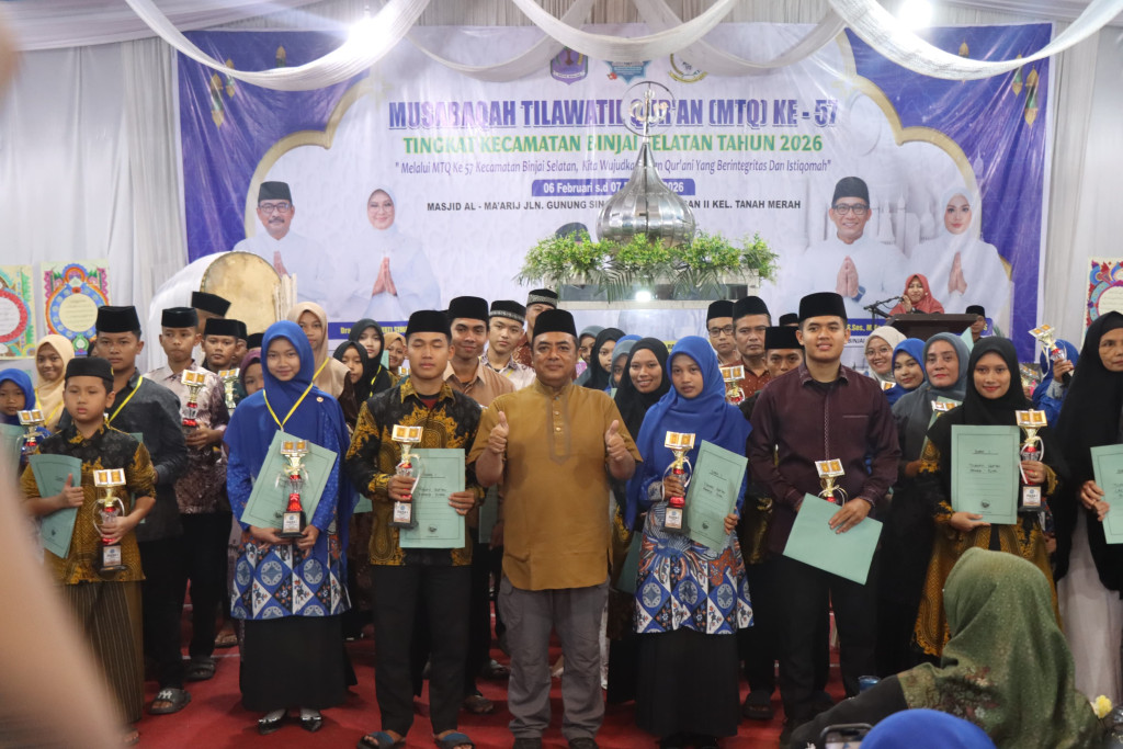 Sekda Kota Binjai Selaku Wakil Ketua LPTQ Kota Binjai Resmi Membuka MTQ ke-57 Kec. Binjai Selatan, Kelurahan Pujidadi Meraih Juara Umum