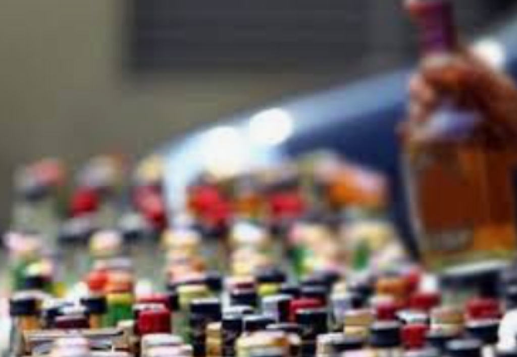 Sempat Dikira Sakit Mata, Racun Miras Oplosan Tewaskan 9 Orang di Subang