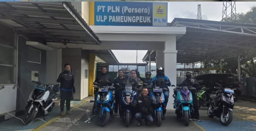 Siap Dukung Mobilitas Listrik, PLN UP3 Garut Sediakan Infrastruktur Pengisian Daya