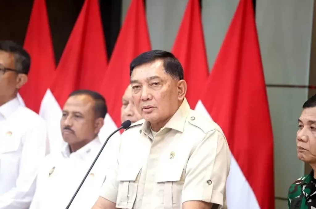 Sjafrie Masuk Bursa Capres 2029, Peluang Duet dengan Prabowo Dinilai Tipis