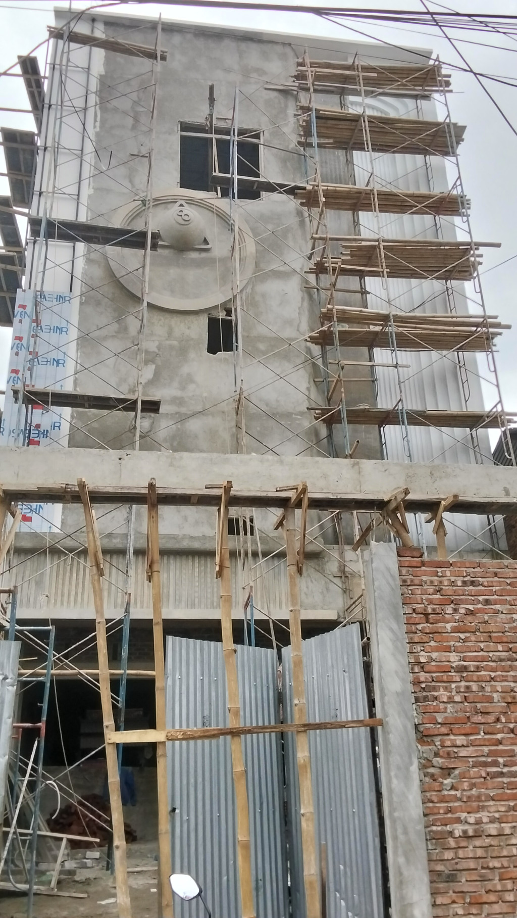 Sudah Disurati, Pemilik Bangunan Tidak Sesuai PBG di Jalan Tuasan Kebal Hukum