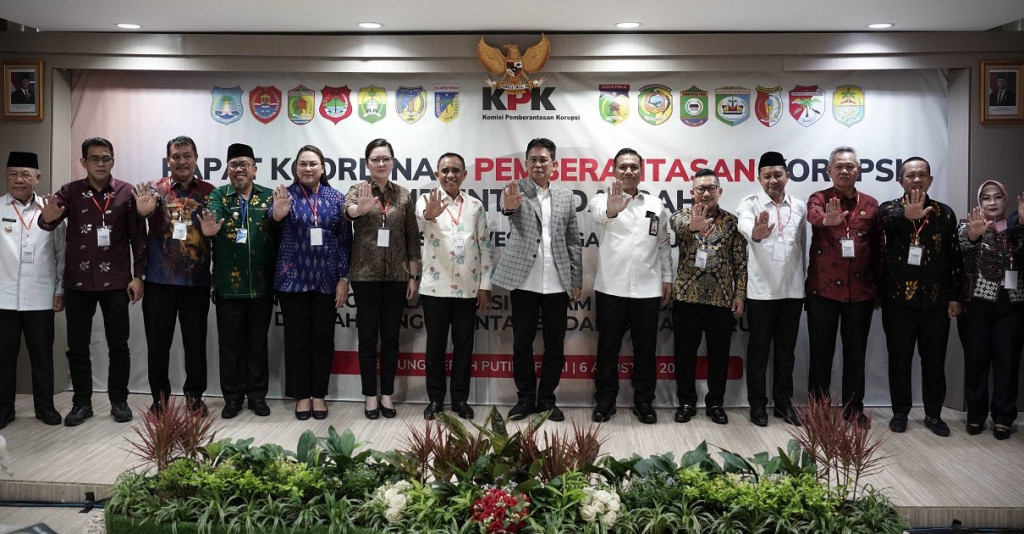 Survey KPK Terbukti, 3 Proyek Hibah APBD ke Kejati Sulteng Molor, Apakah Pengkondisian Kontraktor Tertentu(?)