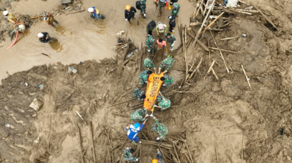 Tim DVI Identifikasi 57 Jenazah Korban Longsor Bandung Barat, Pencarian Masih Berlanjut