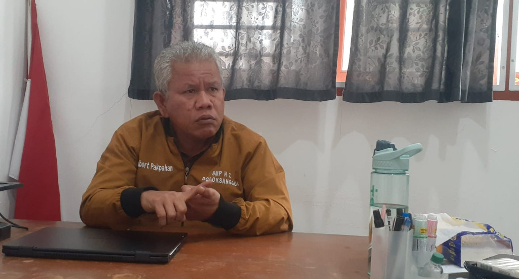 UPT SMPN 002 Doloksanggul Berkomitmen Membina Siswa  Menjadi Generasi Unggul dan Berprestasi.