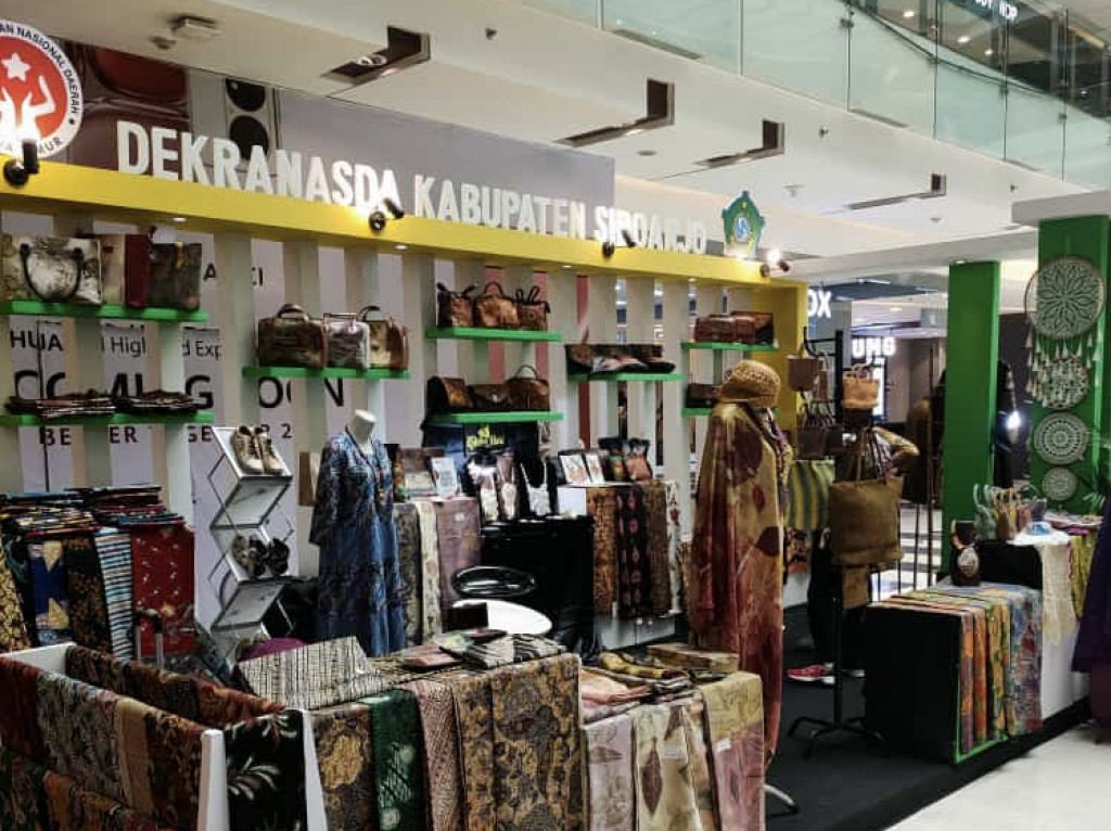 Batik Bordir dan Aksesoris Fair Tahun 2022, Stand IKM Sidoarjo Raih Kemenangan