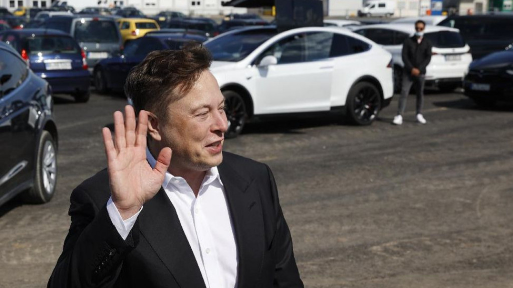 Elon Musk Tolak Blokir Akses Internet di Rusia
