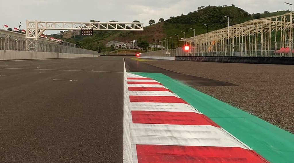 Selesai Diaspal Ulang, Sirkuit Mandalika Kini Siap Gelar MotoGP 2022