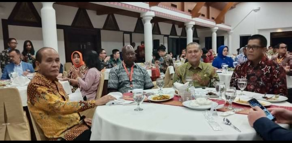 Wakil Bupati Samosir Hadiri Farewell Dinner Ambassador Goes To Kampung KB Lake Toba