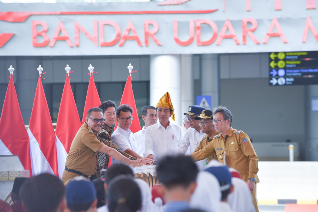 Gubernur Rusdy Mastura mendampingi Presiden Jokowi Meresmikan 4 Bandara
