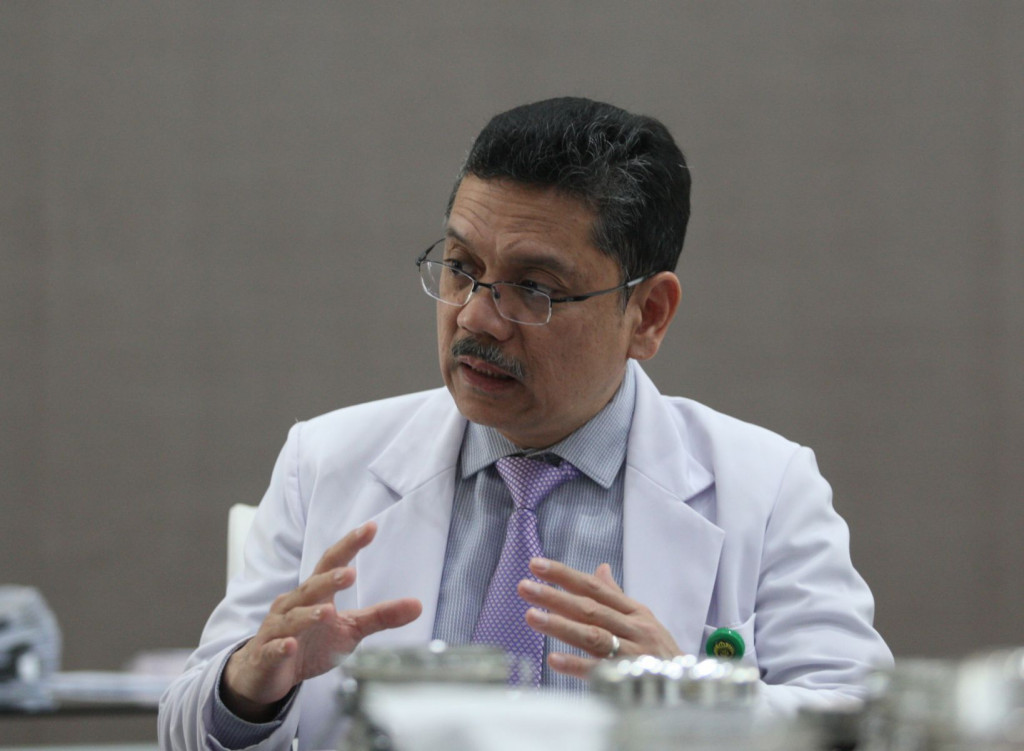 Prof. Dr. dr. Ari Fachrial Syam Berikan Kiat Nikmat Makan Lebaran