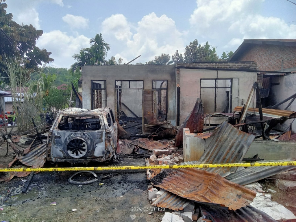 Teror Terhadap Wartawan di Labuhanbatu Kembali Terjadi, Rumah dan Mobil Dibakar OTK