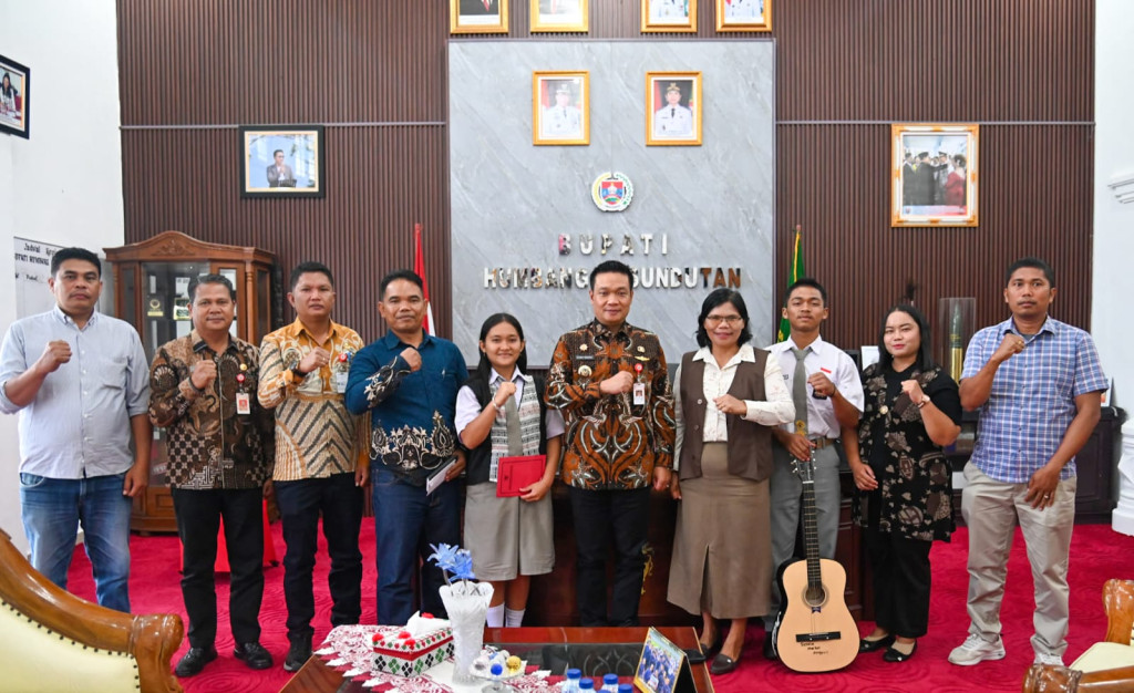 Akan Gelar Pentas Seni SMA Negeri 1 Baktiraja Audensi ke Kantor Bupati Humbahas.