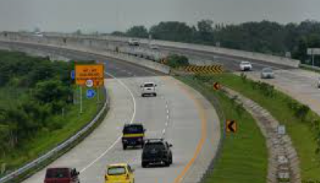 Antisipasi Macet Parah, Jasa Marga Operasikan Tol Japek II Selatan, Gratis!