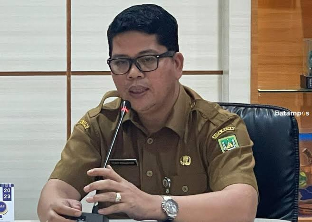 ASN Batam Kembali Bekerja dengan Skema WFA, Rudi Panjaitan: Pelayanan Publik Tetap Optimal