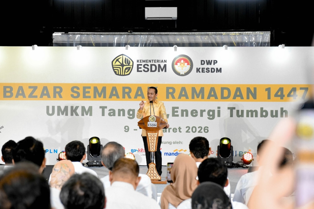 Bahlil Resmikan Bazar Ramadan ESDM, Tegaskan UMKM Tulang Punggung Ekonomi Nasional