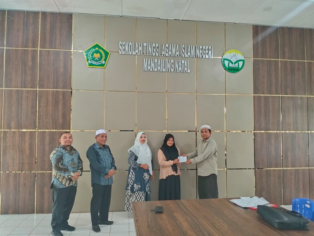 BAZNAS Salurkan Beasiswa  Penuh Motivasi ke STAIN Madina