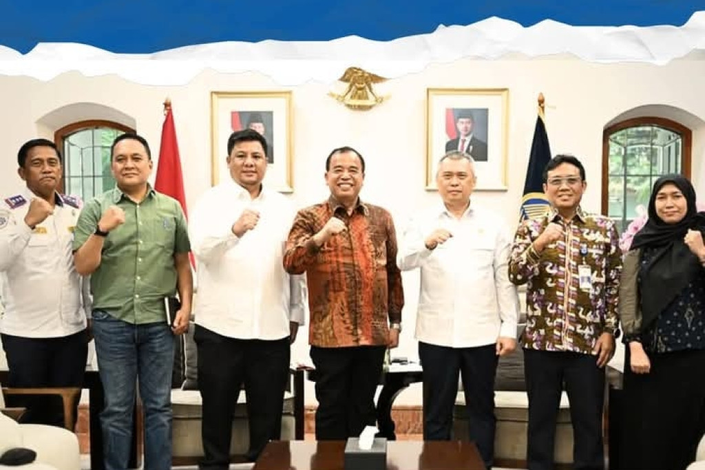 Bupati Karo Audiensi Dengan Menhub Bahas Percepatan Pengembangan Infrastruktur Transportasi Kawasan Wisata Nasional Danau Toba Dermaga Tongging