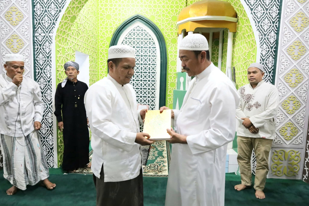 Bupati Madina Sebut Pimpinan Daerah itu Pelayan Bagi Masyarakat