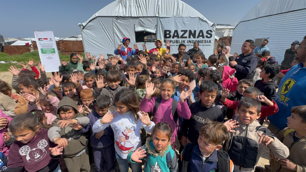 Dukung Pendidikan di Tengah Krisis, BAZNAS Dirikan Kelas Darurat di Gaza