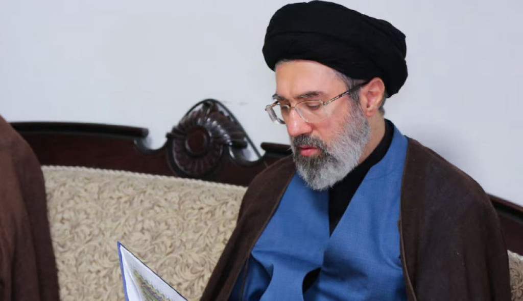 Iran Resmi Menunjuk Mojtaba Khamenei Sebagai Pemimpin Tertinggi Setelah Ayahnya Dibunuh