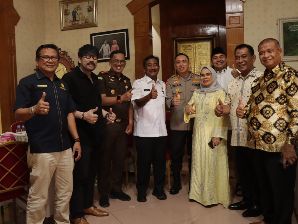 Kapolres Binjai Hadiri Halalbihalal Bersama Forkopimda Penuh Kekompakan dan Syukur di Kediaman Ketua DPRD