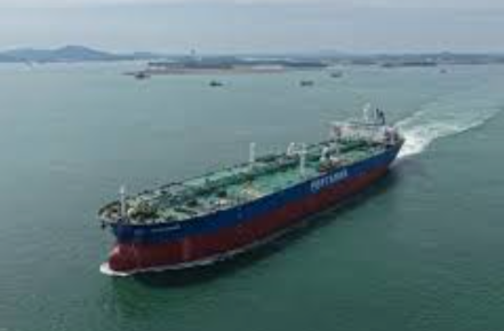 Ketegangan di Selat Hormuz, Dua Kapal Pertamina Terjebak di Zona Rawan