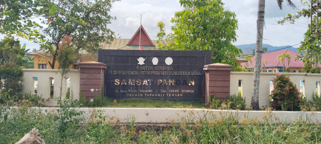 Mantan Honorer Samsat Tapteng Klaim Dipalangi Sepihak Usai Gaji Dipotong Rp 800 Ribu