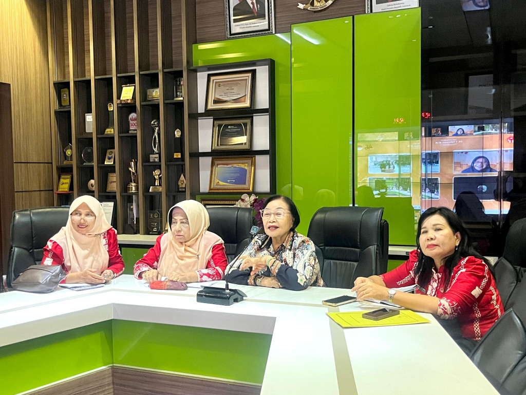 Menuju HUT ke-46 Dekranas, Dekranasda Kota Binjai Ikuti Webinar “Cipta Kriya Berkelanjutan, Perajin Mendunia”