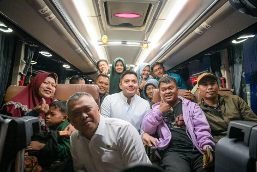 Pemerintah Jaga Arus Balik Tetap Terkendali, Seskab Turun ke Lapangan