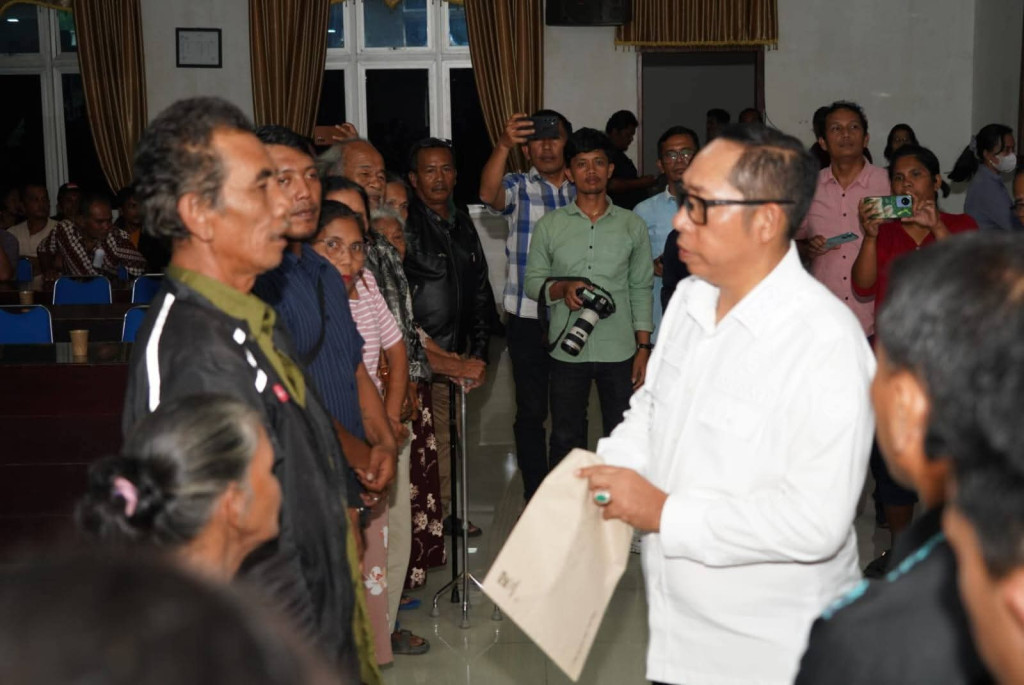 Pemkab Taput Serahkan Bantuan Kemensos RI Senilai Rp2,9 Miliar Bagi Korban Bencana Hidrometeorologi ‎