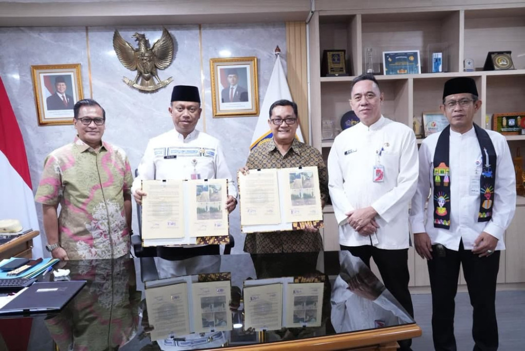 Pemkot Jakarta Timur Terima Fasos-Fasum 11 Ribu Meter dari PT Frisian Flag Indonesia