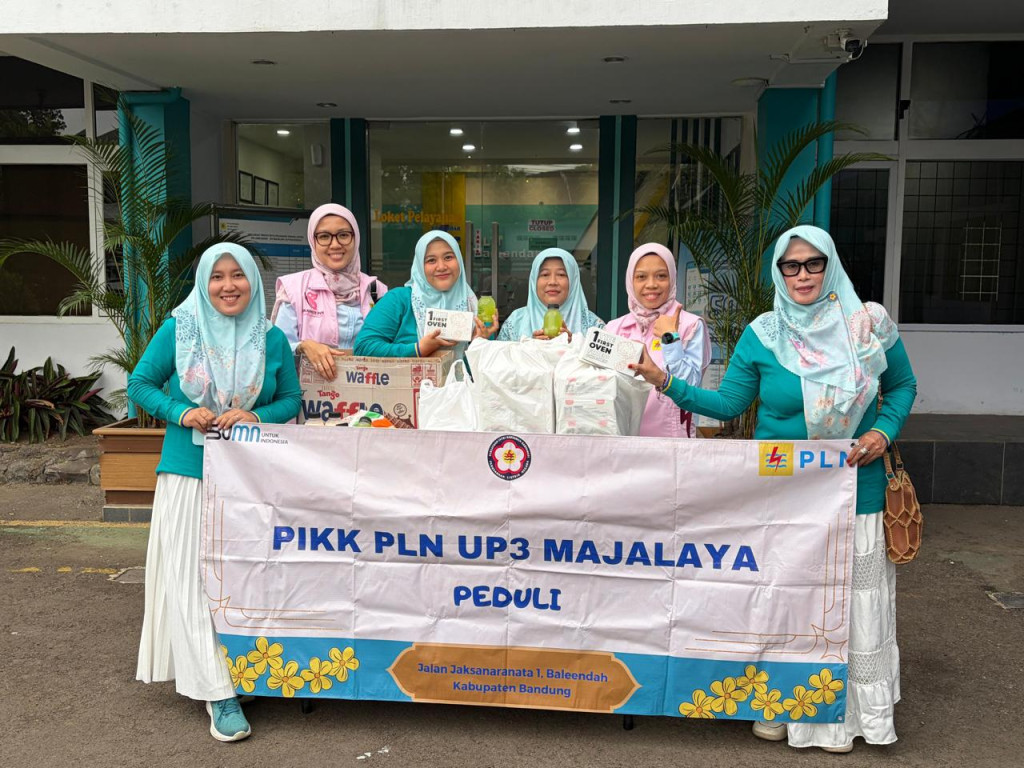 Pererat Kepedulian Sosial, Srikandi dan PIKK PLN UP3 Majalaya Gelar Aksi Berbagi