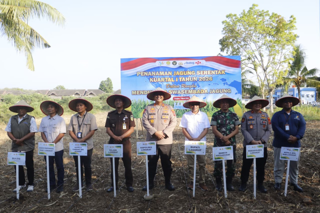 Polres Langkat Ikuti Tanam Raya Jagung Serentak Dipimpin Kapolri, Dukung Swasembada Pangan Nasional