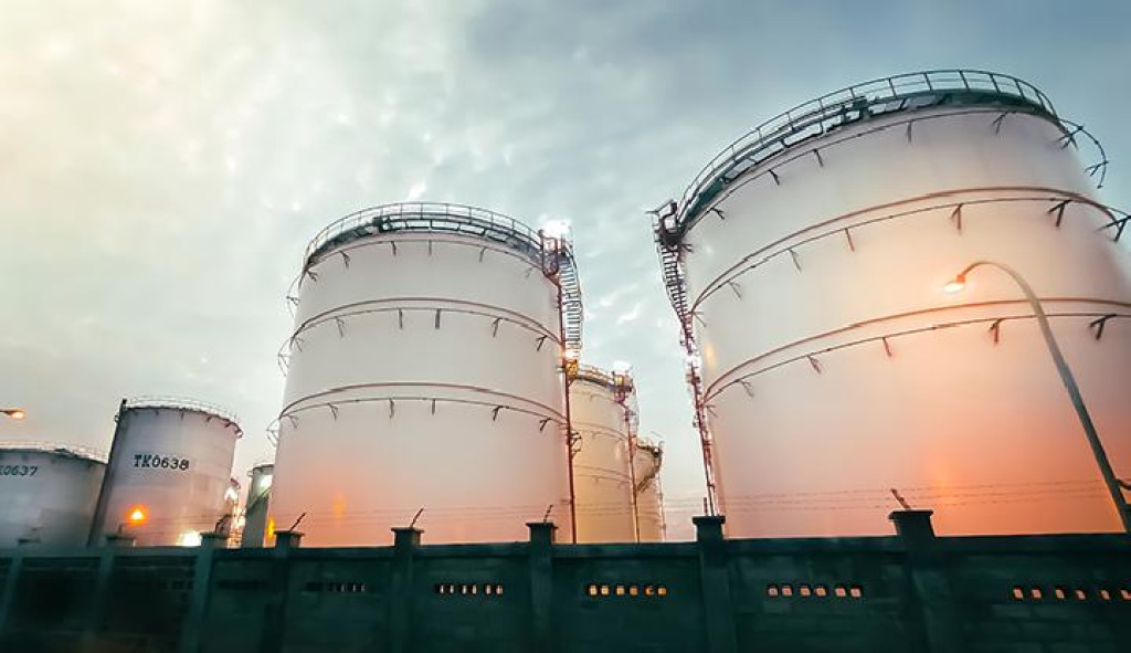 Selat Hormuz Lumpuh, Negara Maju Sepakat Lepas 400 Juta Barel Cadangan Minyak