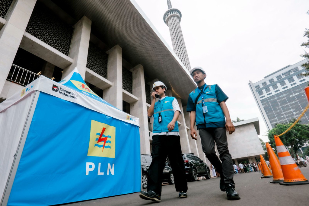 Tak Pulang Demi Terang, Riki Waberta 4 Tahun Tak Mudik Jaga Listrik Istana dan Jutaan Pelanggan Saat Lebaran