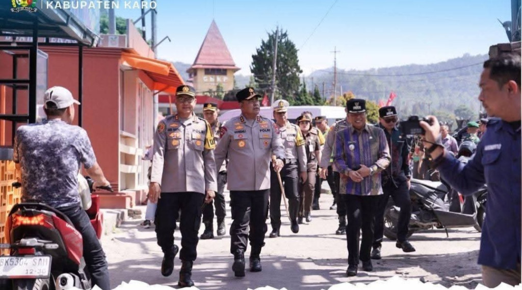 Tinjau OPS Ketupat Toba 2026,Bupati Karo Sambut Kedatangan Kapoldasu di Berastagi