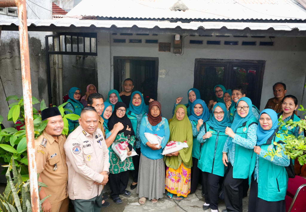 TP PKK Kota Binjai Salurkan Bantuan bagi Warga Terdampak Angin Puting Beliung