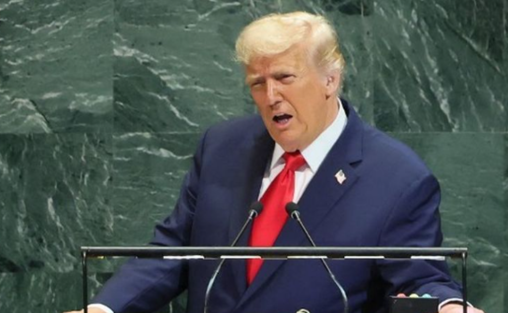 Trump Sesumbar Sudah Menang, Tapi Bingung Menentukan Akhir Perang Iran