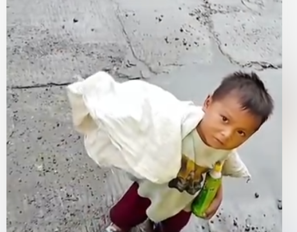 Video Bocah Memulung Viral, Polisi Temukan Fakta Ayah Dipenjara dan Ibu Nikah Lagi