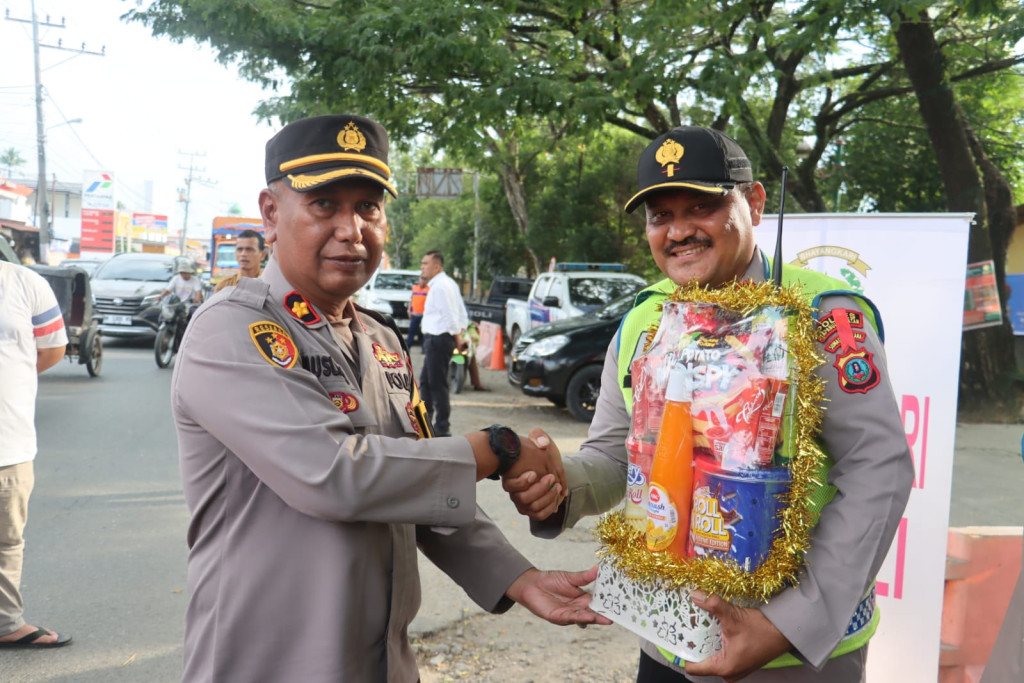 Waka Polres Tapsel Cek Pos Pelayanan Gunungtua, Pastikan Siap Pengamanan Lebaran 1447 H