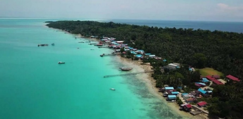 Listrik PLN Benderang selama 24 Jam di Wisata Pulau Maratua Kaltim